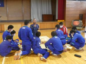 鮫川中学校救急法(2)