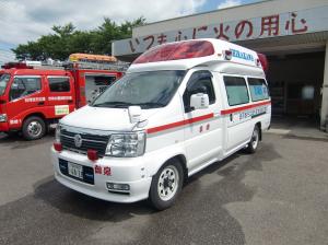 泉崎中島分署救急車