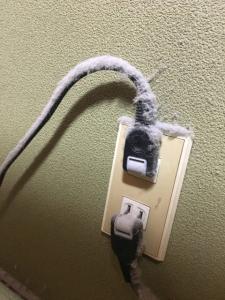 コンセント火災啓発（塙）