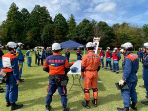 倒壊家屋からの救助訓練７